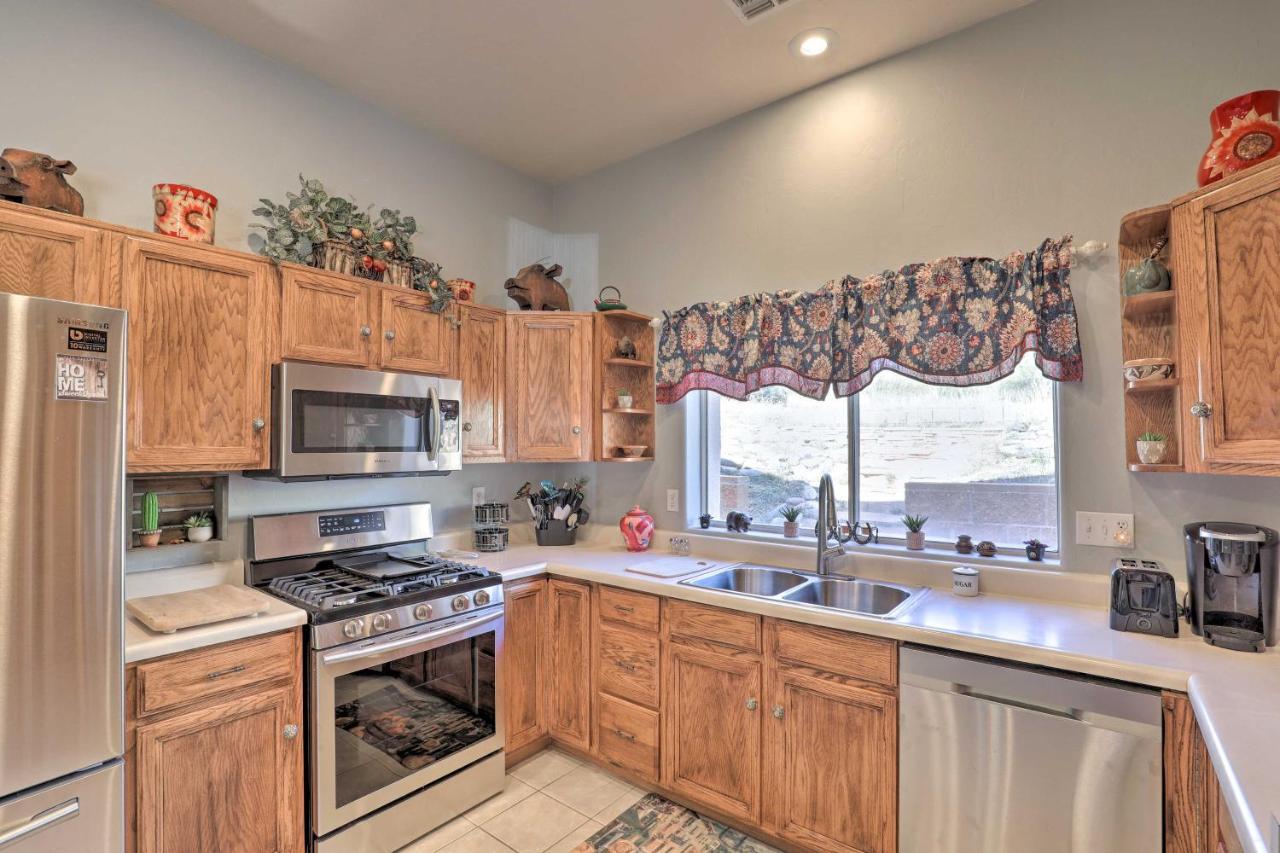 Desert Gem With Patio And Grill, Near Oracle St Park! Exteriör bild